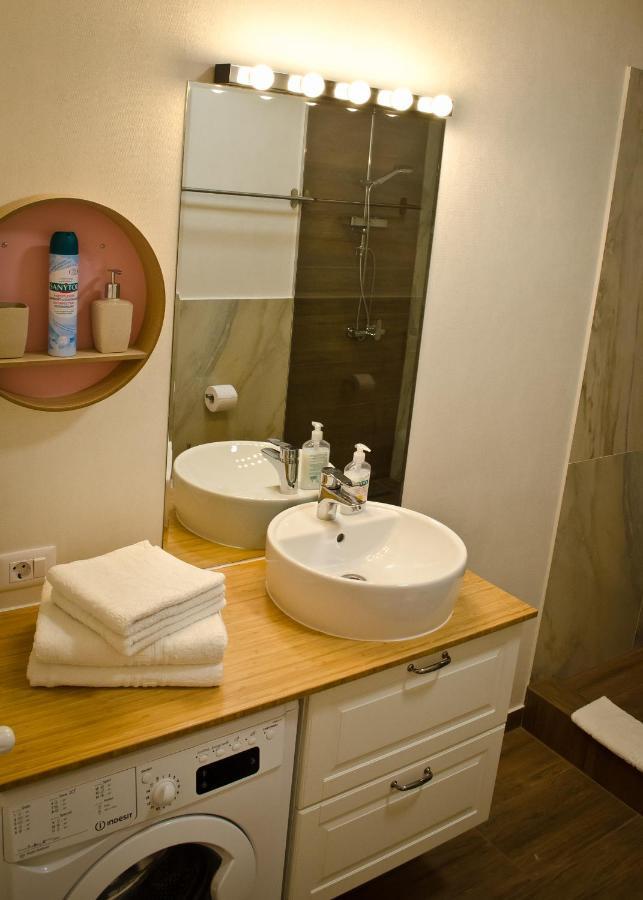 Appartement Amber Studio Oradea Extérieur photo