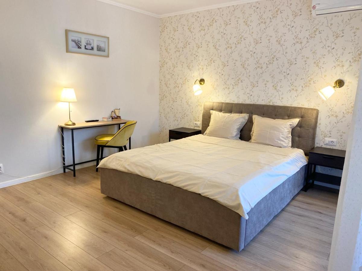 Appartement Amber Studio Oradea Extérieur photo